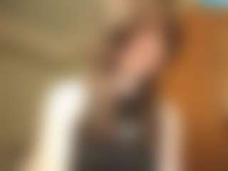 Live cam show with KimberleeTa - White on TeamSkeetLive | france