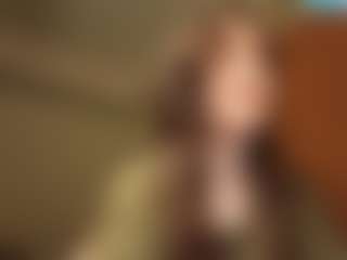 Live cam show with KimberleeTa - Skinny on Camsoda
