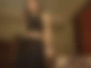 Live cam show with KimberleeTa - Grey on Dare Cams