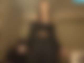 Live cam show with KimberleeTa - Skinny on Camsoda