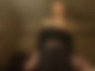 Live cam show with KimberleeTa - Ass Bouncing on Camsoda