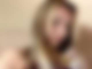 Live cam show with Selena - Facial on Camsoda