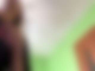 Selena's Live Sex Cam Show