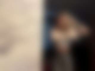 Selena's Live Sex Cam Show