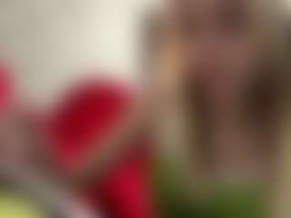 Live cam show with Selena - Blonde Hair Toys on madthumbs
