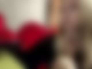 Selena's Live Sex Cam Show