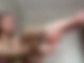 Live cam show with Selena - Facial Piercings on Nude Chat * 1 On 1 Webcam Sex * Live Cam Show