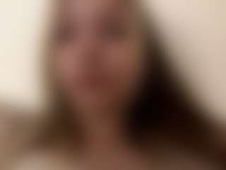 Live cam show with Selena - Bikini on Dare Cams