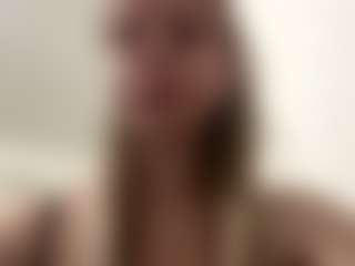 Live cam show with Selena - Teen (18+) on slutload