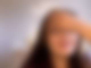 Live cam show with SavannahQuirino - New MILF on live18s.com