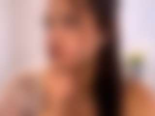 Live cam show with SavannahQuirino - Lovense on Dolls Live