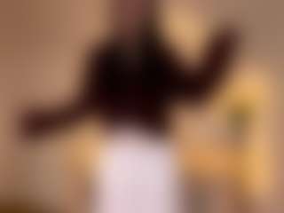 Live cam show with SavannahQuirino - Flashing on Camsoda