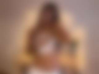 Live cam show with SavannahQuirino - Skinny on nudelive.tv