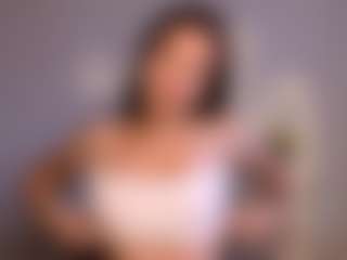 SavannahQuirino MILF webcam performer live streaming
