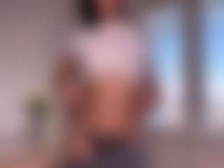 Live cam show with SavannahQuirino - Green Eyes on Cam Slut