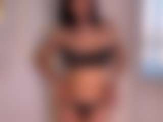 Live cam show with SavannahQuirino - Middle Aged on Camsoda