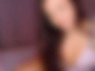 Live cam show with SavannahQuirino - Skinny MILF on Camsoda