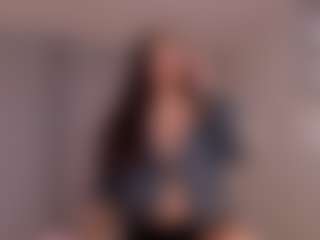 Live cam show with SavannahQuirino - Mature on live.xbliss.ai