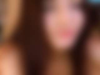 Live cam show with SavannahQuirino - Flashing on Soda Cam