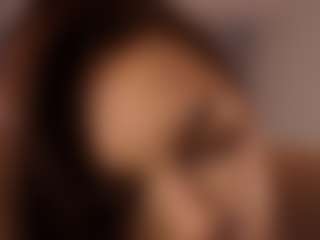 Show de cam en vivo con SavannahQuirino - Latina en Camsoda
