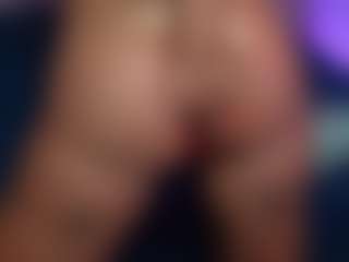 SoniaCoral's Live Sex Cam Show