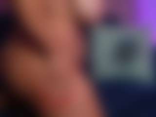 SoniaCoral's Live Sex Cam Show