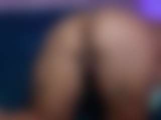 SoniaCoral's Live Sex Cam Show