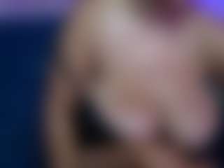 SoniaCoral's Live Sex Cam Show