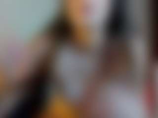 Live cam show with 18Brook - Brown Hair on Camsoda
