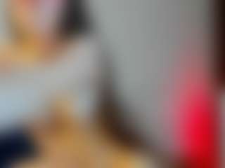 Live cam show with 18Brook - Brown Hair on Camsoda