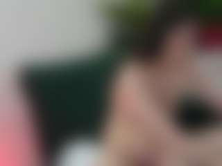 Live cam show with 18Brook - Tease Brown Hair on Camsoda