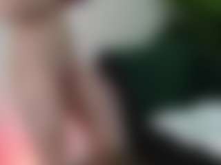 Live cam show with 18Brook - Young Adult on Camsoda