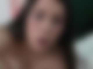 18Brook's Live Sex Cam Show