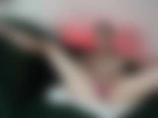 Live cam show with 18Brook - Brown Hair on Camsoda