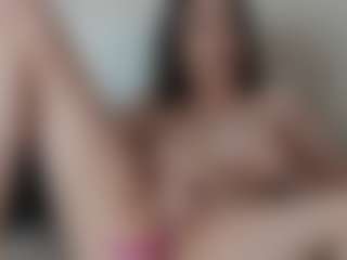 18Brook's Live Sex Cam Show