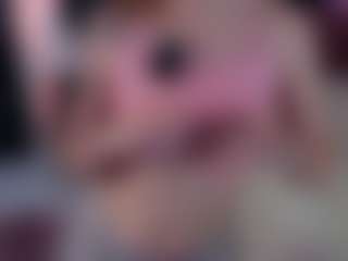 Live cam show with ArmandaBraggs - New Tattoos on SquirtSoMuch