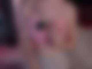 Live cam show with ArmandaBraggs - New Squirt on Camsoda
