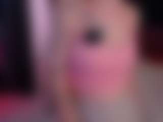 ArmandaBraggs's Live Sex Cam Show