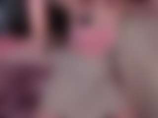 Live cam show with ArmandaBraggs - Brown Hair on liverealitysex.com