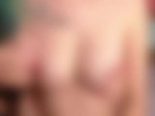 ArmandaBraggs's Live Sex Cam Show