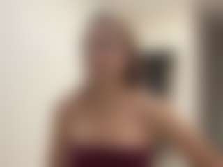Live cam show with Mery - Red Hair Young Adult on Hubzter Live