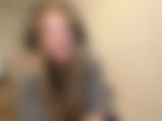 CoralPoniatowski's Live Sex Cam Show