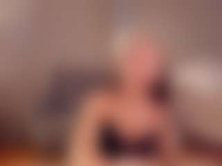 Live cam show with MilaSupaHot - Small Tits Toys on Camsoda