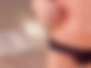 Live cam show with MilaSupaHot - New Brown Eyes on justonemore.cc