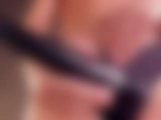 MilaSupaHot's Live Sex Cam Show
