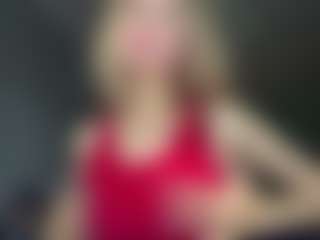 Live cam show with Bella - Blonde Hair College on Camsoda