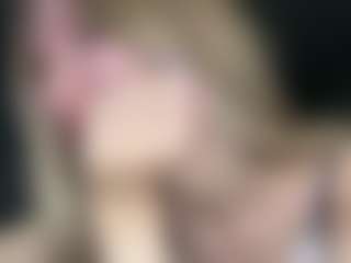 Bella's Live Sex Cam Show