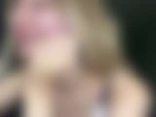 Bella's Live Sex Cam Show
