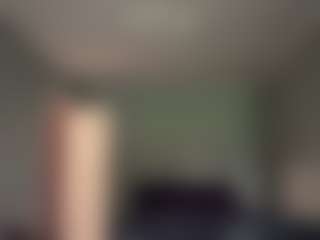 Bella's Live Sex Cam Show