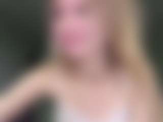 Bella's Live Sex Cam Show